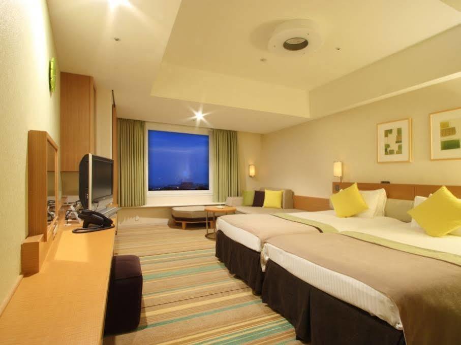 Hotel Tokyo Bay Maihama 4*